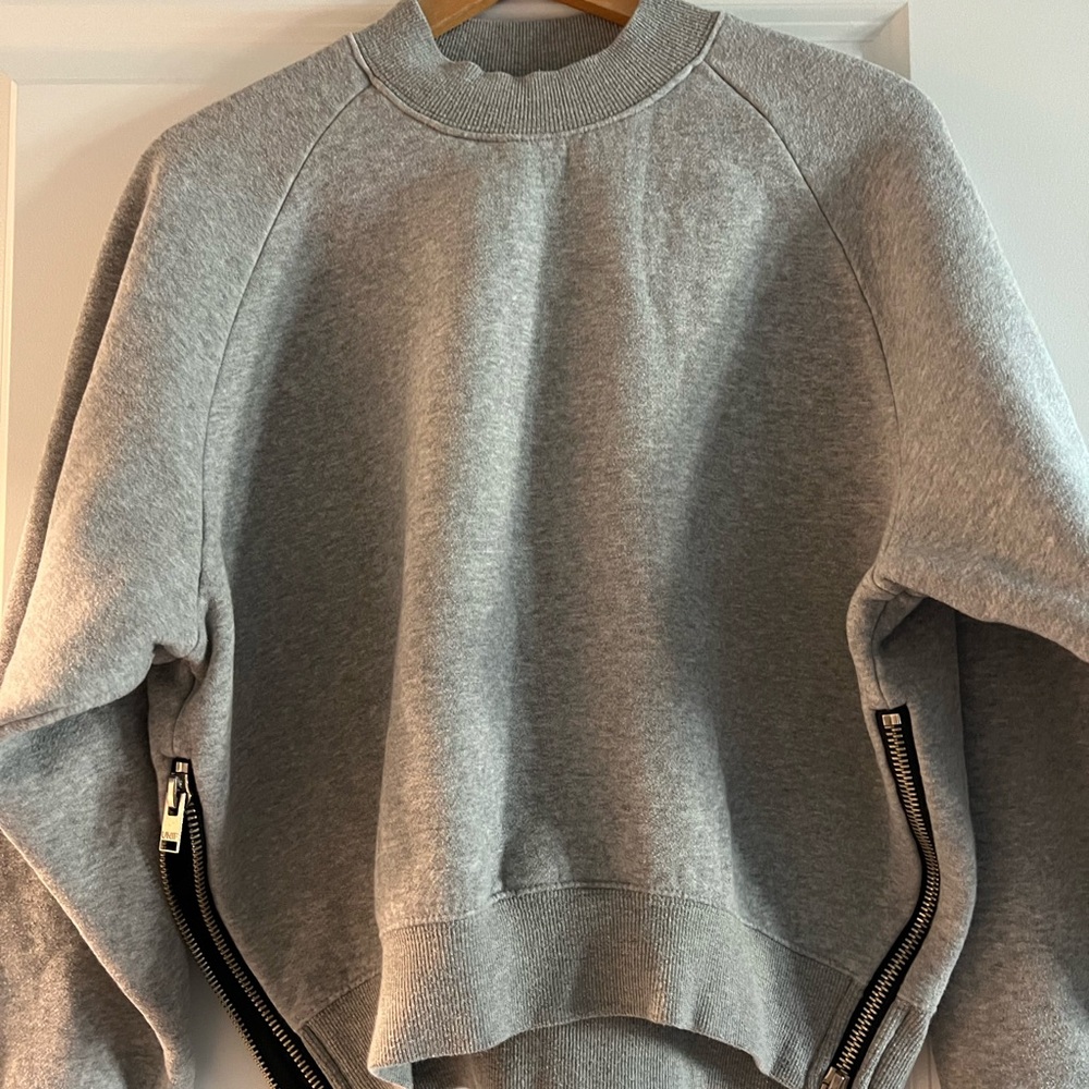 UNIF Gray Sweater with Zipper Details